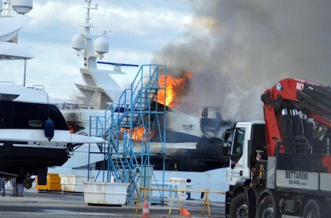 Image for article 'No link' between cause of Livorno shipyard fires